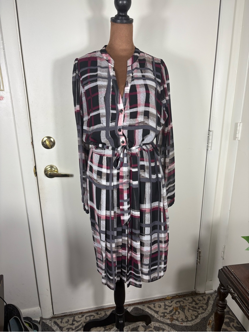 Liz Claiborne Y2K Women’s Pleated half buttoned Plaid Midi Shirt Dress multi - Picture 2 of 6